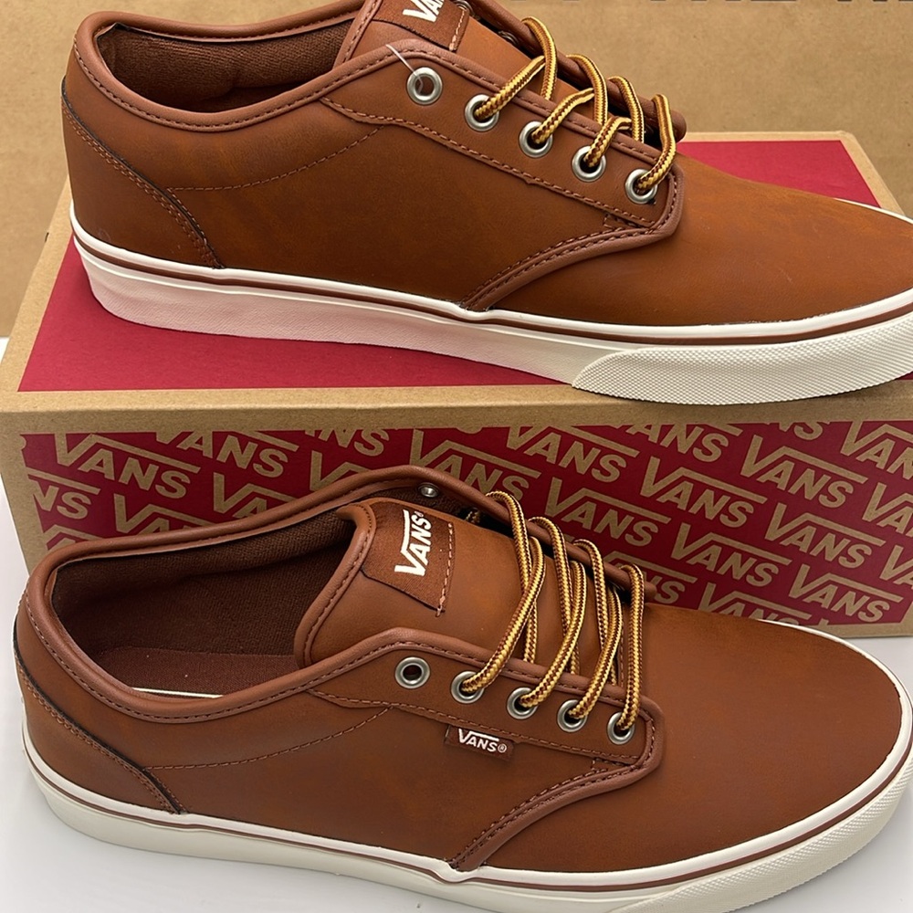Vans WMNS Leather Sneakers with White Accents Atwood (Leather)Brown/Marshmallow - Picture 2 of 16